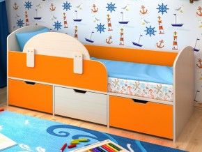 Кровать Малыш Мини Дуб молочный-Оранжевый без бортика в Добрянке - dobryanka.magazinmebel.ru | фото